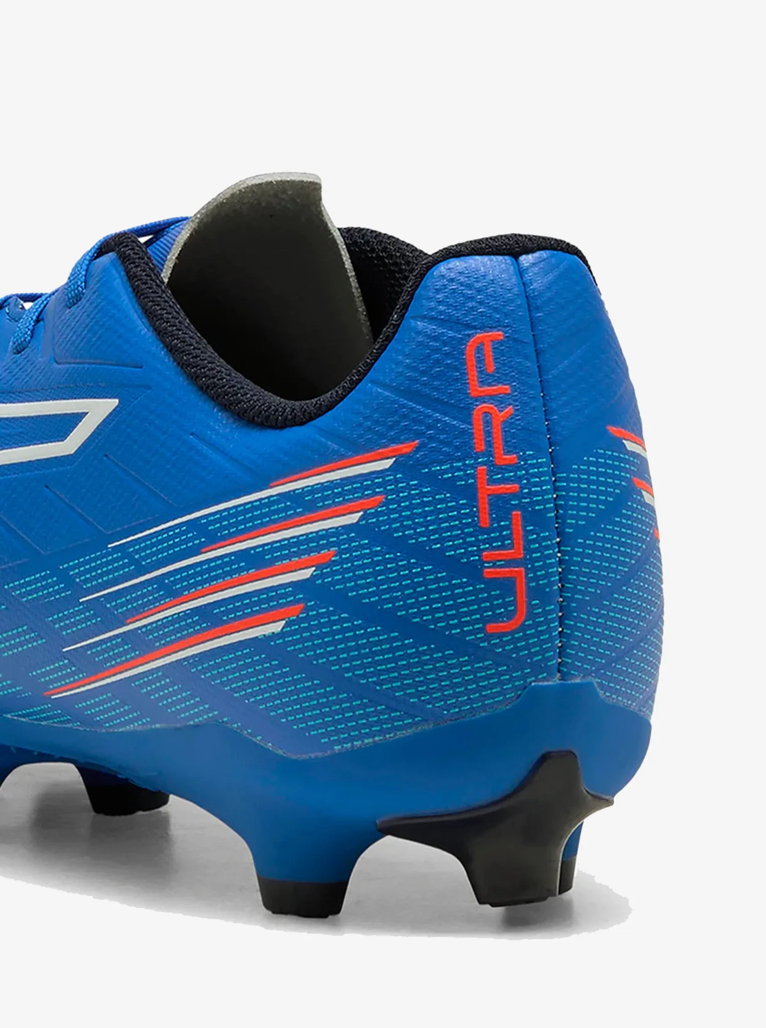 Ultra 6 Match FG/AG Football Boots Insulated Urban Traveler