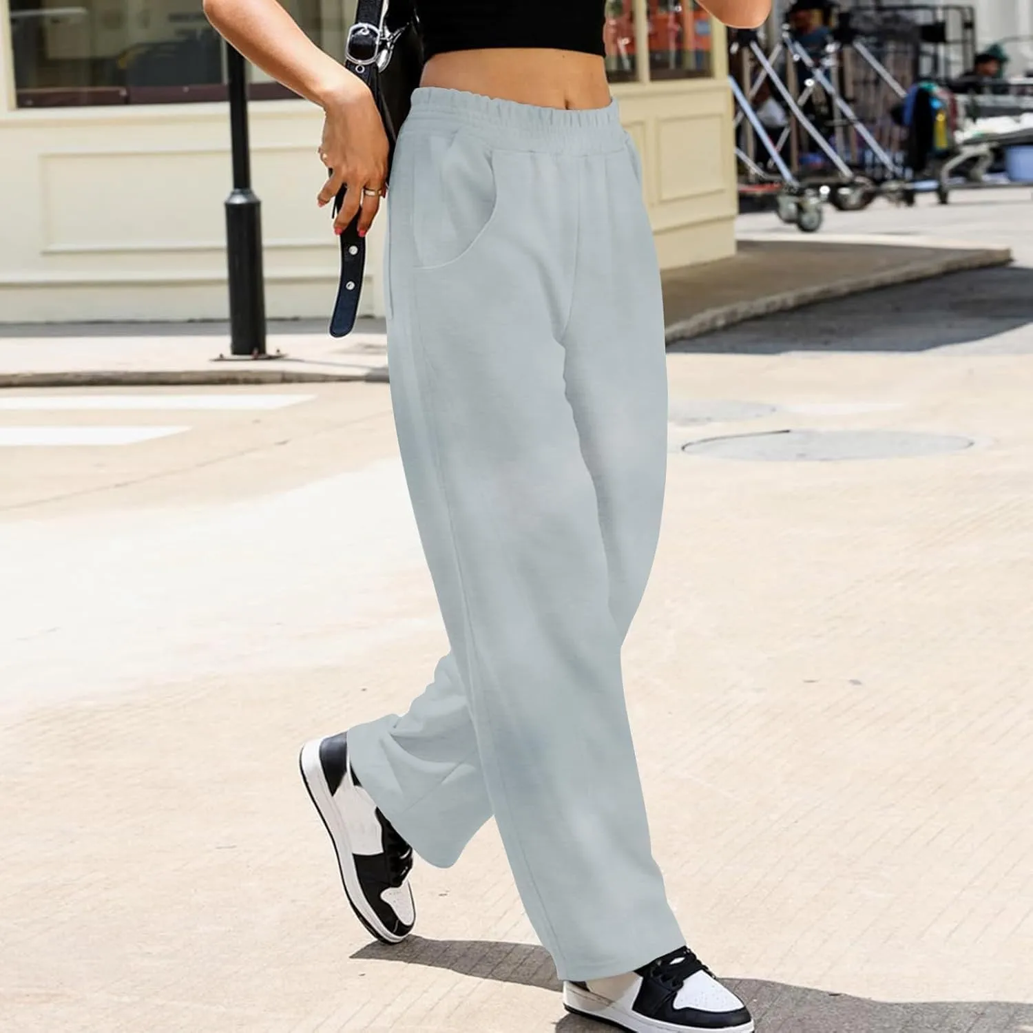 Wide Leg Sweatpants for Women High Waisted Drawstring Pants with Pockets Y2K Athletic Cargo Baggy Joggers Lounge