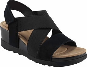 Stacked Outfit Women's Carren Wedge Sandals In Black