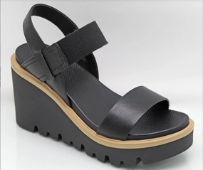 Women's Ciji Wedge Sandal In Black City Beat