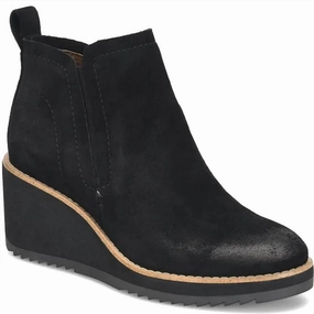 Women's Emeree Wedge Bootie In Black Arch support Flex Pad
