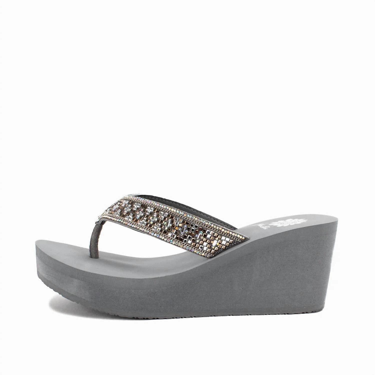 Gym Base Women's Etta Wedge Sandal In Grey