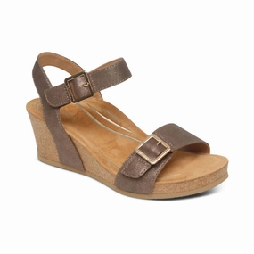 Women's Lexa Wedge Sandals In Bronze Party Vibes Air Lifted