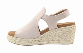 Women's Pose Wedge In Sand Soft Texture Strap Grip