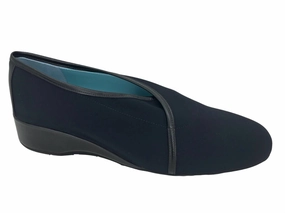 Women's Zora Slip-On Wedge In Black Loose Base slim fit