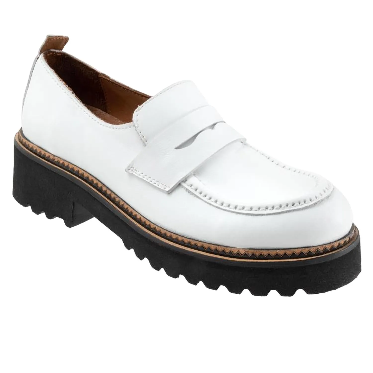Women's Annie Lugged Loafer - Medium In White Soft Insole Slip-ons