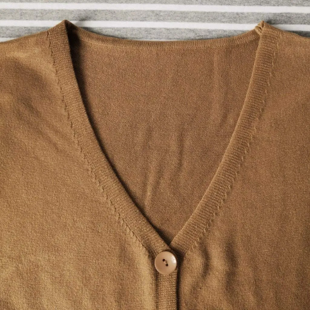 Womens Cardigan Sweaters, V Neck Button Cardigans Long Sleeve Cable Knit Sweaters Lightweight Jackets Chunky Outwear Coats