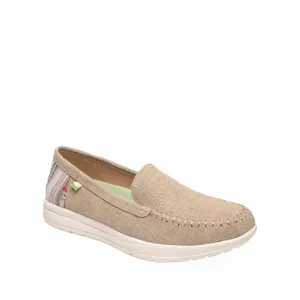 Shopping Day Women's Discover Canvas Moccasin In Natural