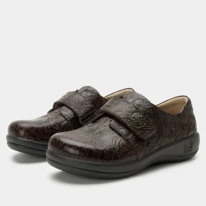 Women's Joleen Professional Shoe In Espresso Gale Low Top Cool Finish