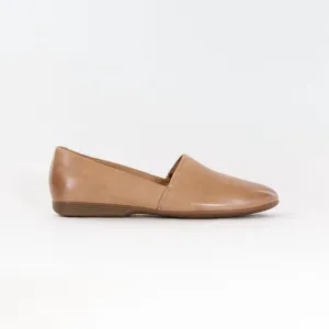 Plus Fit Women's Larisa Flat Loafer In Tan