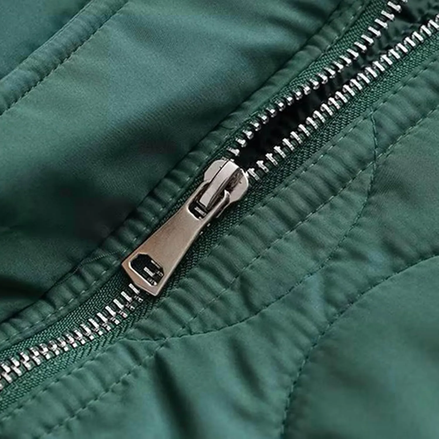 Women's Oversized Lightweight Quilted Jacket Fashion Cropped Thermal Padded Coat 2024 Winter Daily Casual Sport Outwear