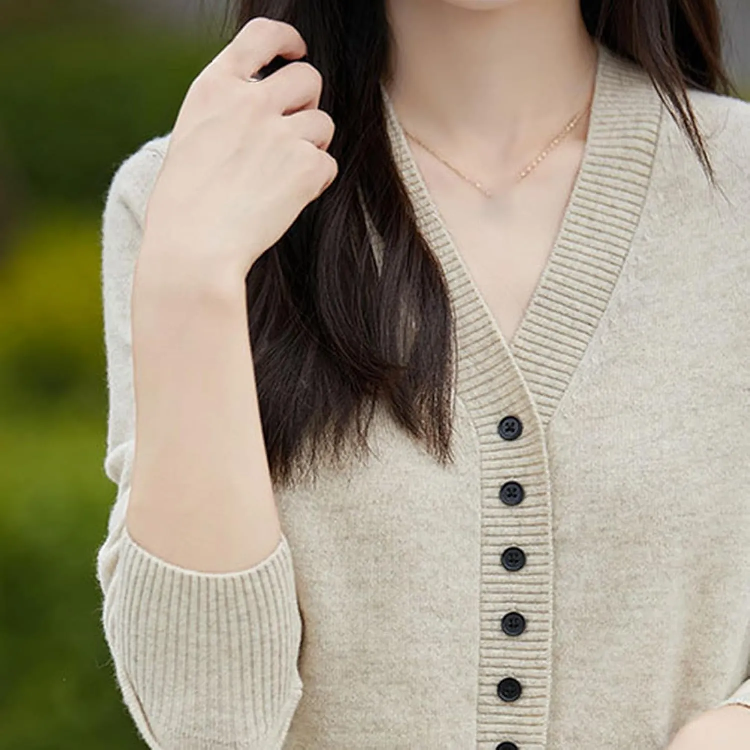 Women's Ribbed Knit Cardigan Sweaters Fashion Casual V-Neck Knitted Sweater Top Casual Lightweight Soft Sweater Coat