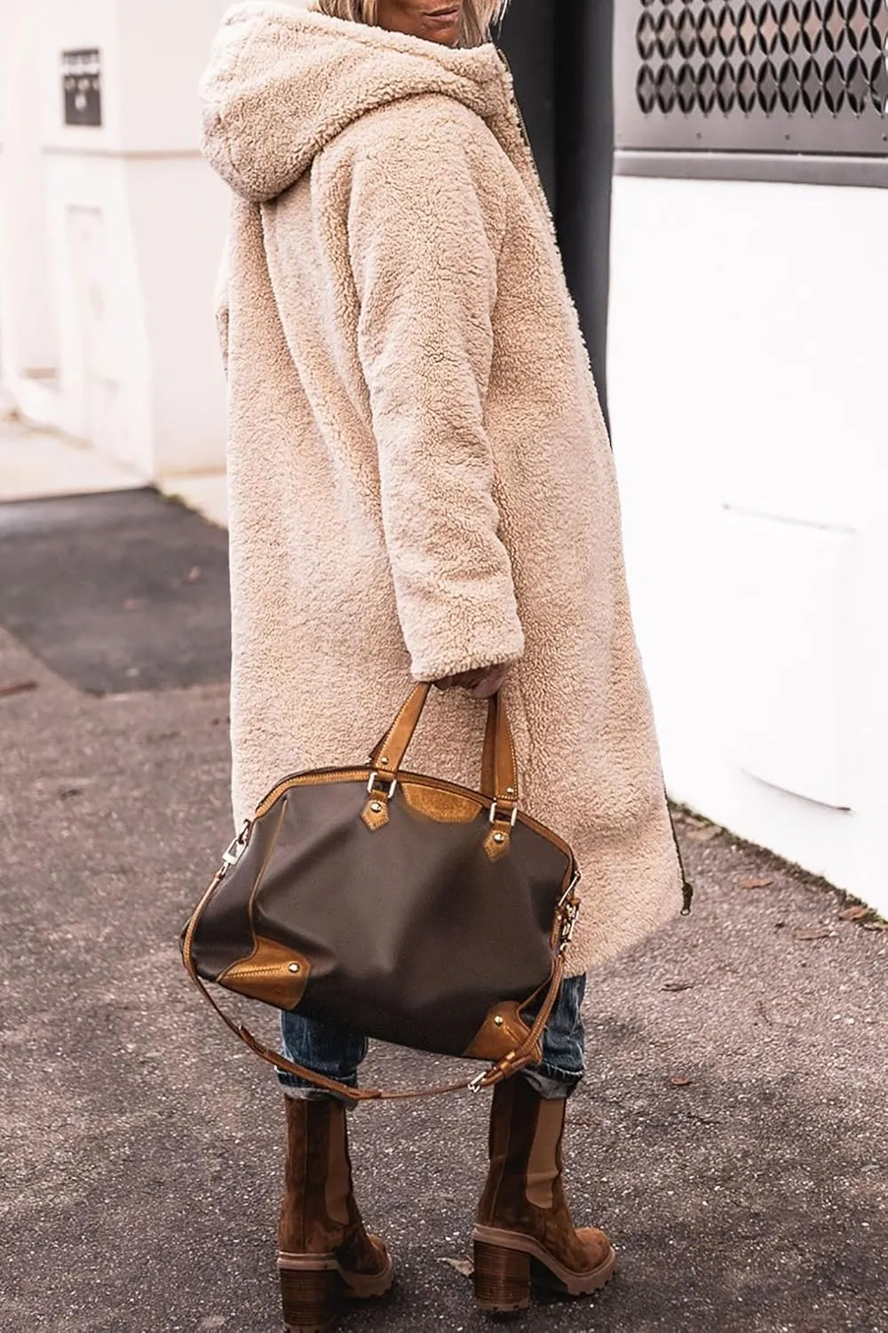 Women's Sherpa Fleece Jacket 2023 Winter Fashion Long Coats Reversible Shearling Lined Outerwear Overcoat with Pockets
