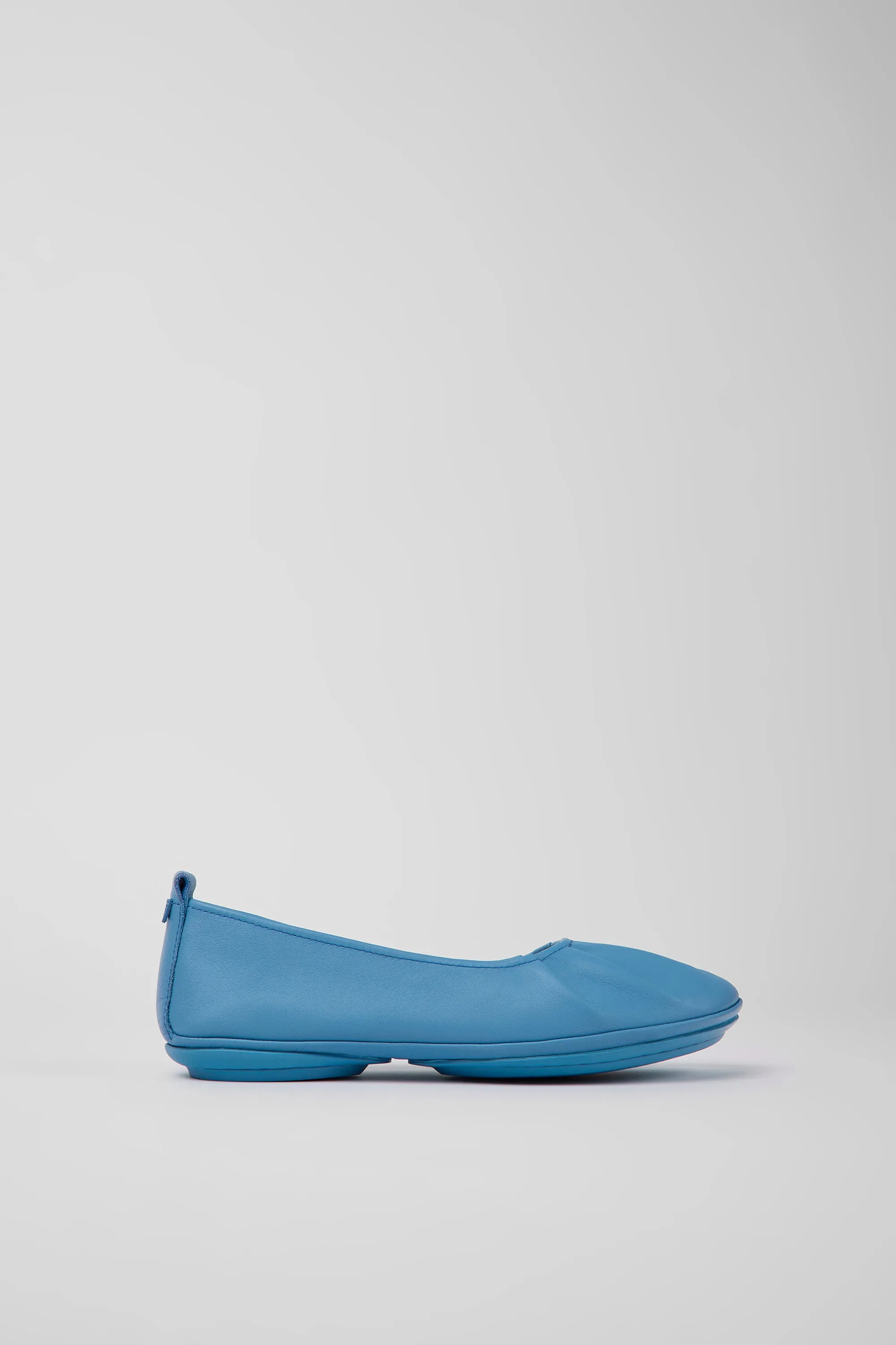 Dress Friendly Moccasin/Ballerina Women Camper Right Nina