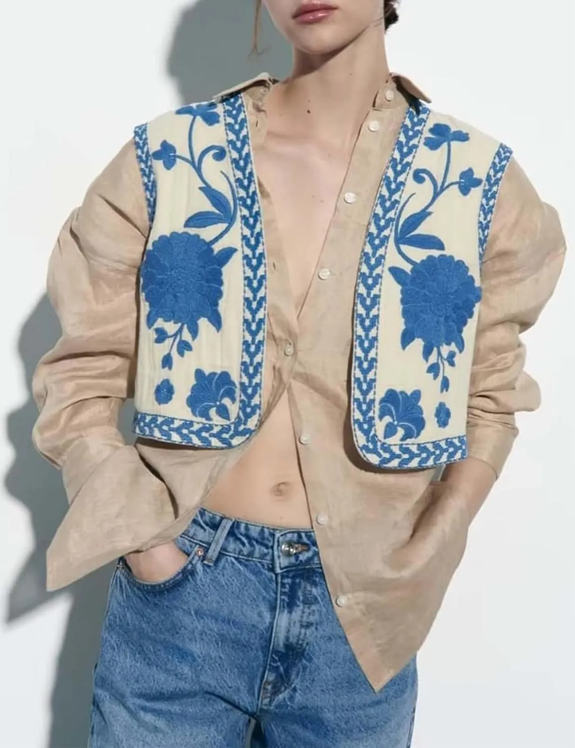 Wyeysyt Women Floral Embroidered Vest Vintage Sleeveless Boho Y2k Cardigan Open Front Cropped Waistcoat